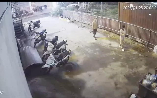 Ghen tuông mù quáng, công nhân đâm chết bạn gái tại quán karaoke ở Bắc Ninh