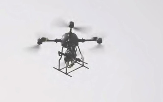 Trung Quốc thử nghiệm thành công UAV trang bị súng trường