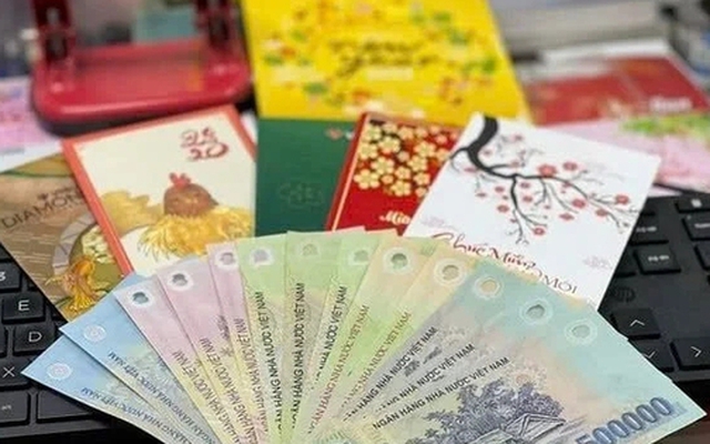 Thưởng Tết có bị trừ thuế không? Người lao động phải nộp bao nhiêu tiền thuế thu nhập cá nhân?