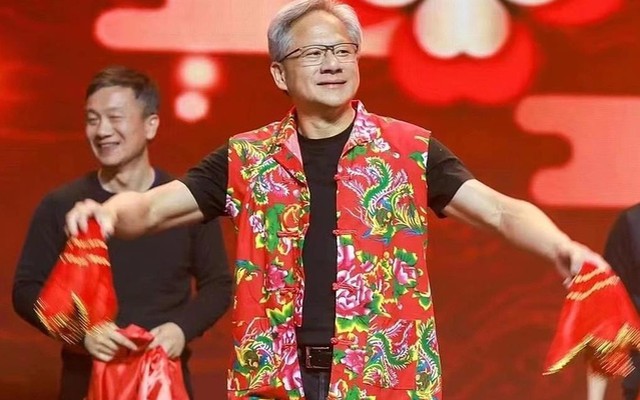 Bắc Kinh quay xe, Jensen Huang "nhận quà" ngày cuối năm