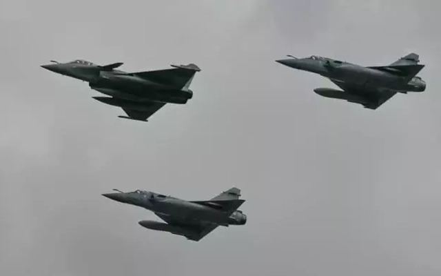 Ukraine sắp nhận thêm máy bay chiến đấu từ Pháp