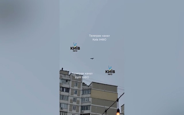 Đằng sau sự quần thảo của UAV