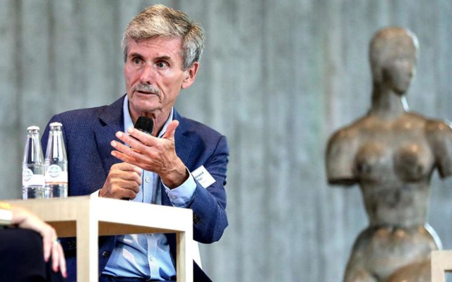 Chuyên gia Đức: 'chúng ta tụt hậu 20 năm so với Trung Quốc về công nghệ pin xe điện'