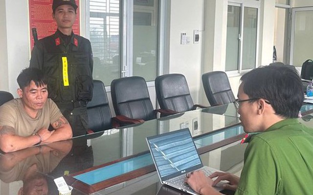 Công an Quảng Ngãi đột kích hầm trú ẩn bắt trùm ma túy