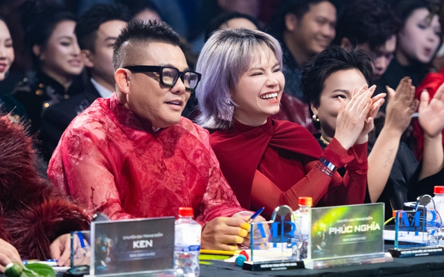 Chuyên gia trang điểm Phúc Nghĩa chia sẻ về câu chuyện phía sau vai trò “cầm cân nảy mực”