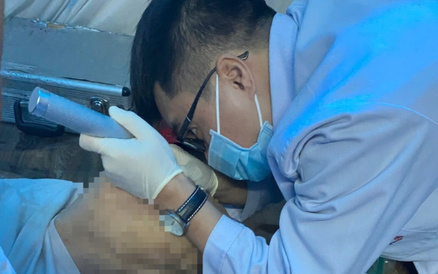 Cụ ông ôm cổ, tím tái và lịm dần vì nghẹn bánh trôi nước