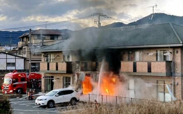 Bi kịch năm mới: Chung cư của người Việt tại Nhật bốc cháy kinh hoàng, bị thiêu rụi hoàn toàn