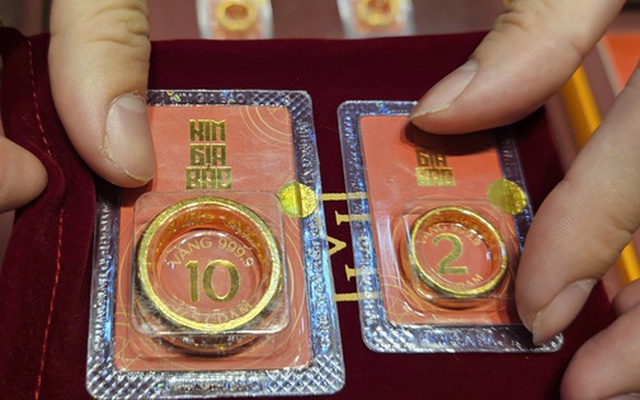 Cuối ngày 5-1, giá vàng nhẫn trơn tăng mạnh, bỏ xa vàng miếng SJC