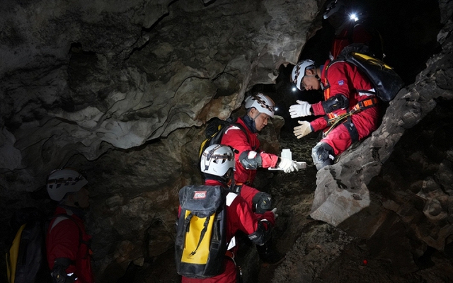 Trung Quốc đưa 28 phi hành gia tới nơi "thâm sơn cùng cốc": Ai không hiểu nói dở hơi nhưng sự thật khác xa