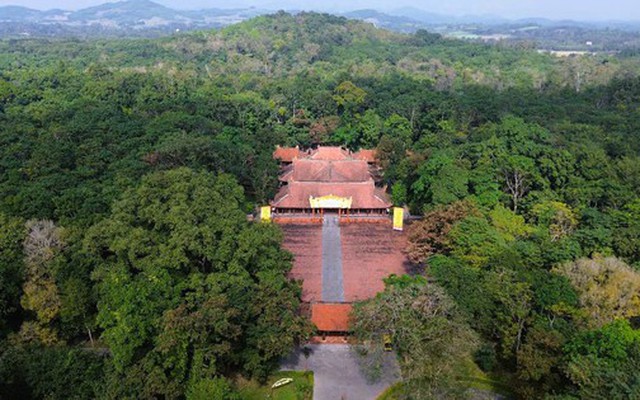 Từ vụ hướng dẫn viên nói về nhà Tây Sơn: Lỗ hổng thuyết minh tại di tích lịch sử