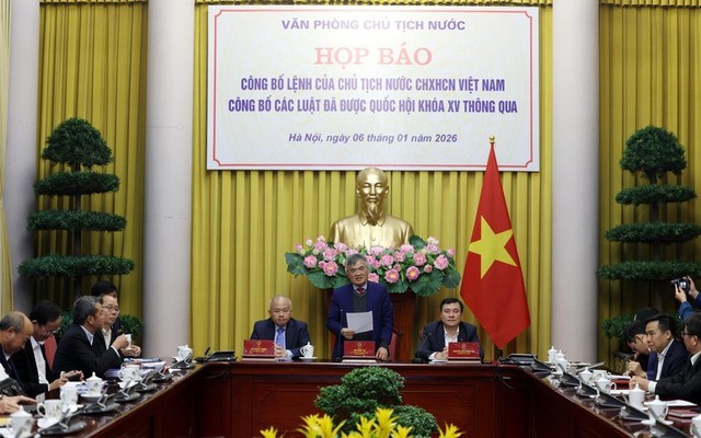 Công bố Lệnh của Chủ tịch nước về 12 luật liên quan lĩnh vực kinh tế