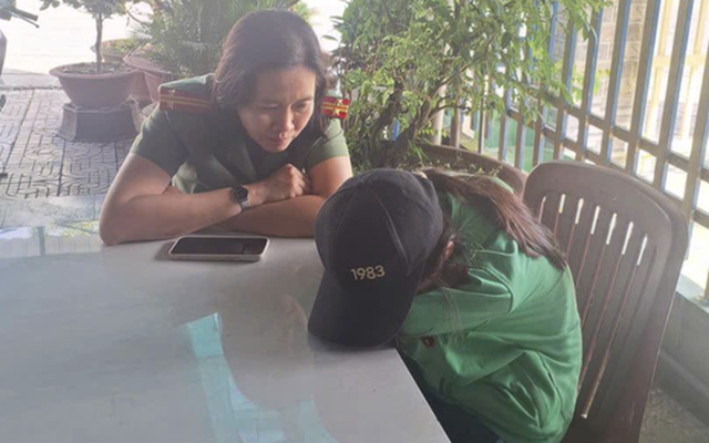 Bé gái 13 tuổi định nhảy cầu tự tử ở Cần Thơ