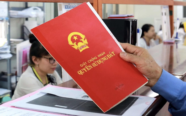 Từ hôm nay, sẽ có thêm trường hợp được xem xét cấp sổ đỏ lần đầu, người dân cần biết tránh bỏ lỡ quyền lợi