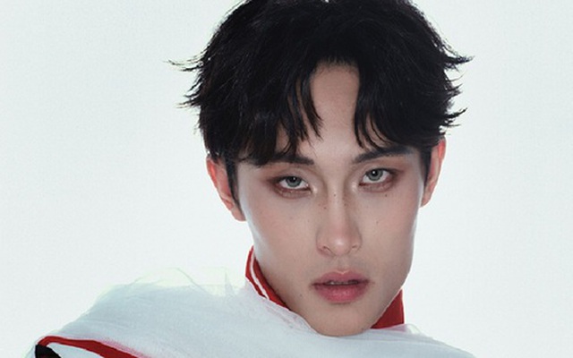 Nam ca sĩ sinh năm 2001 tung album "Nổ" ngay đầu năm