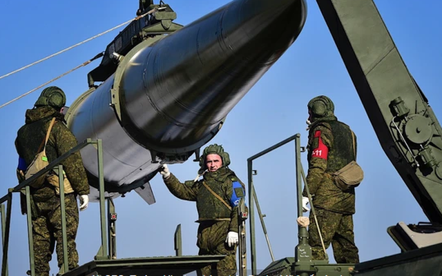 Tướng Ukraine thừa nhận Patriot Mỹ "mất tác dụng" trước tên lửa Nga