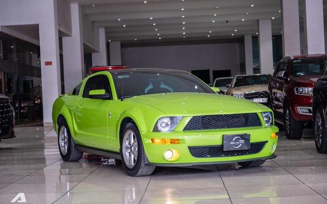 Ford Mustang đời 2007 hàng hiếm rao bán với giá ngang C-Class mới: Phát triển bởi kỹ sư gốc Việt, có vài chi tiết độ lại so với xe nguyên bản