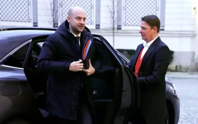 Pháp bàn với đồng minh kế hoạch đối phó nếu Mỹ thực hiện lời đe dọa với Greenland