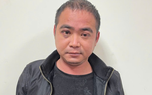 Tạm giữ hình sự người chồng vào quán cắt tóc truy sát vợ, con