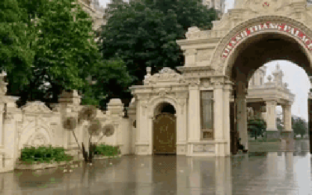 Oách nhất Ninh Bình lúc này: Địa điểm khiến ai đi qua cũng kinh ngạc