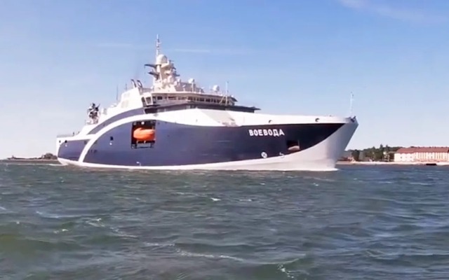 Tàu cứu hộ Nga chỉ là vỏ bọc cho “du thuyền của ông Putin”: Sự thật ra sao?