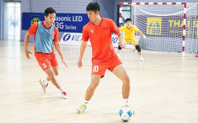 HLV Giustozzi: Futsal Việt Nam có khả năng thắng đội mạnh nhưng còn thiếu ổn định