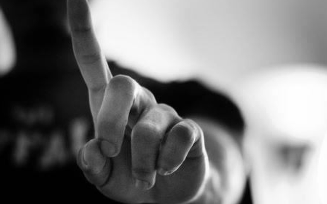 Người đàn ông mắc ung thư vì thích ngoáy tai