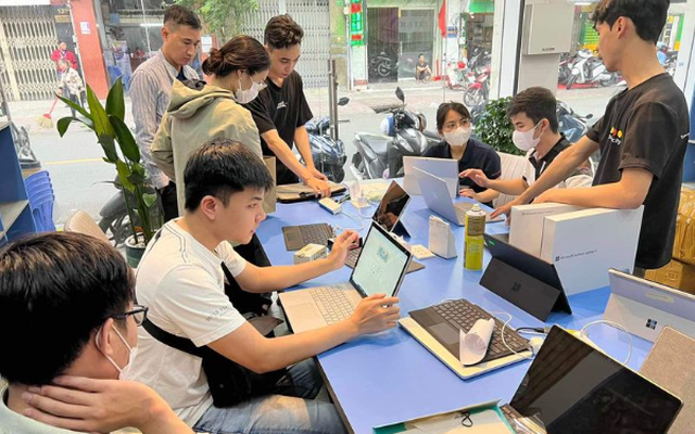 SurfaceCity: Hệ thống phân phối Surface chính hãng cho người cần bảo hành & hỗ trợ lâu dài