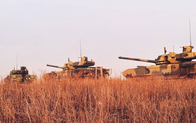Nga tuyên bố chuyển đổi T-14 Armata thành... tổ hợp tên lửa phòng không tầm ngắn