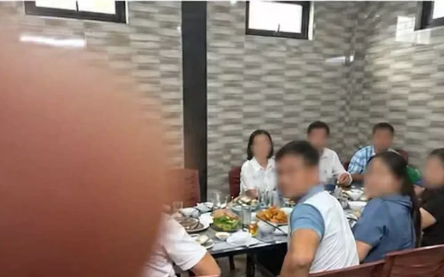 Thông tin mới vụ bí thư xã bị phản ánh ‘tụ tập ăn uống, sử dụng rượu bia trong giờ hành chính