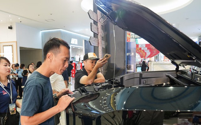Thị trường ô tô phục hồi mạnh, xe điện hóa tăng tốc