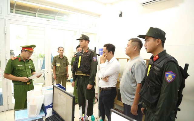 Loạt giám đốc, phó giám đốc doanh nghiệp ở TP.HCM bị bắt tạm giam: Danh sách 21 bị can do công an công bố