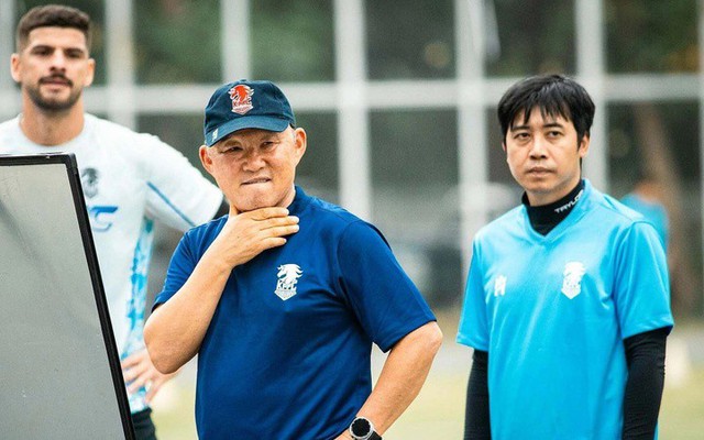 HLV Park Hang-seo thua ngược tại Thái Lan, Kanchanaburi FC sa sút đáng lo