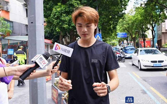 Đang đi giao hàng, shipper 17 tuổi bất ngờ phát hiện điều khác thường bên đường: Cảnh sát lập tức vào cuộc