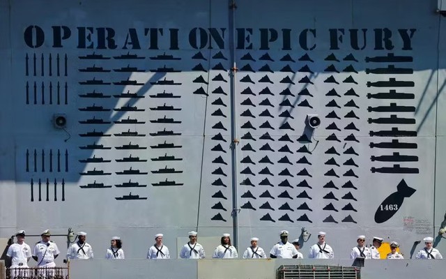 Tàu USS Abraham Lincoln khoe bắn hạ 103 UAV, 34 tàu chiến và 10 tàu ngầm Iran