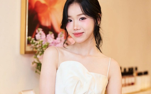Thu nhập của cô gái vừa được phi công Hà Còi cầu hôn
