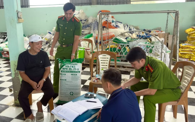 Thi hành lệnh bắt tạm giam ông chủ 2 công ty Hứa Văn Chọn SN 1980