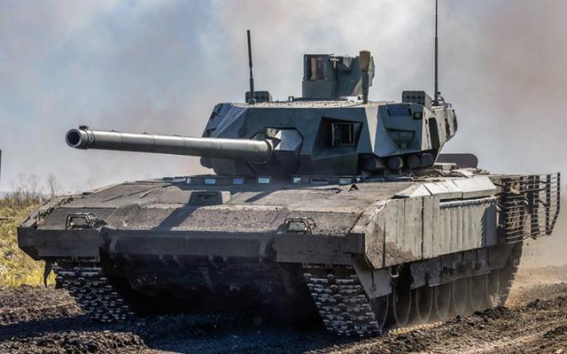 Thắc mắc về xe tăng T-14 Armata đã có lời giải: Chúng chẳng ở đâu xa mà đang "tàng hình" ngắm bắn Ukraine