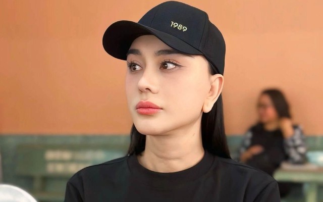 Loạt sao Việt chia buồn với ca sĩ Lâm Khánh Chi