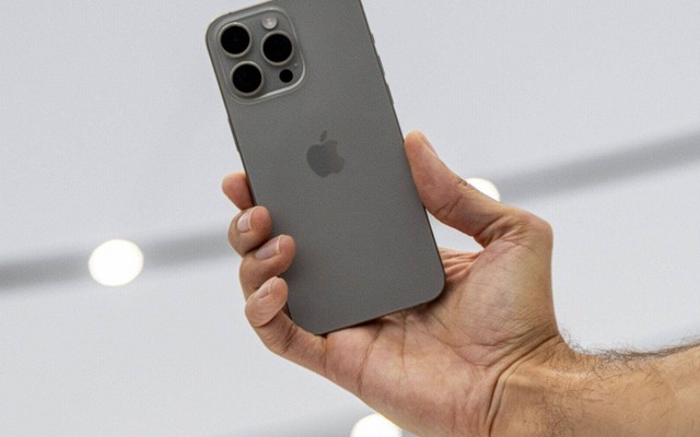 5 mẫu iPhone cũ đáng mua nhất tháng 10/2026