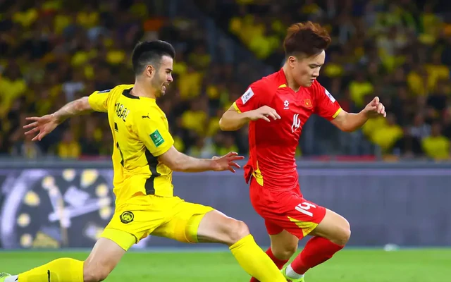 AFC bị chỉ trích vì Malaysia gian lận cầu thủ vẫn được đề cử giải thưởng tiêu biểu của năm
