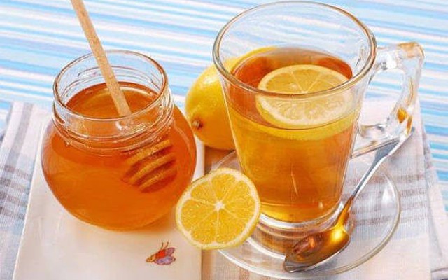 Lời khuyên cho những người uống nước chanh mật ong mỗi sáng
