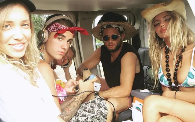 Bạn gái cũ của Justin Bieber đột ngột qua đời không rõ nguyên nhân, bỏ lại con thơ chưa tròn 1 tuổi