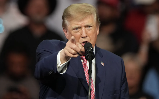 Ông Trump từng cảnh báo Tổng thống Pháp 'đóng cửa biên giới'