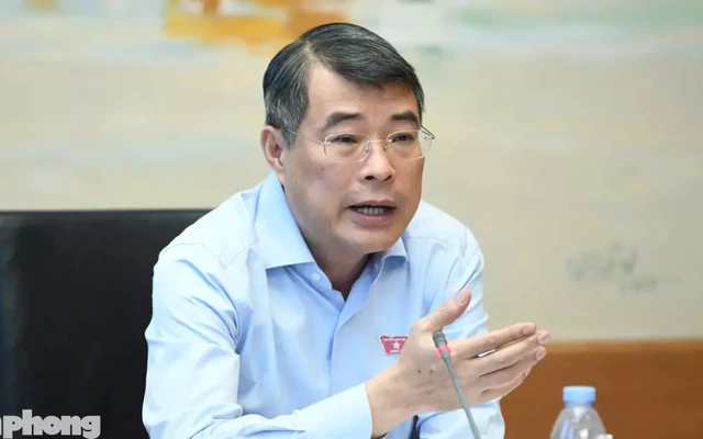 Thủ tướng: Giá thuốc, thiết bị y tế bị đẩy lên mức phi lý