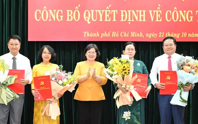 Thành ủy TP.HCM điều động, chỉ định cán bộ chủ chốt