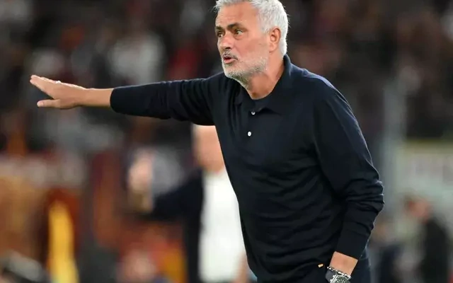 Rộ tin đồn về tương lai của Jose Mourinho