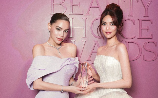 6 mỹ nhân Việt đình đám cùng mặc đầm của NTK Nguyễn Phúc Tuấn trong 1 sự kiện