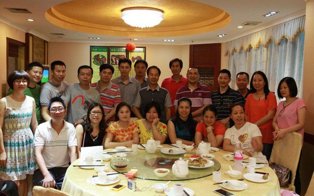 Rủ nhau đi họp lớp sau 20 năm, lớp trưởng vừa nhắn 1 câu, hơn nửa thành viên lập tức thoát nhóm chat