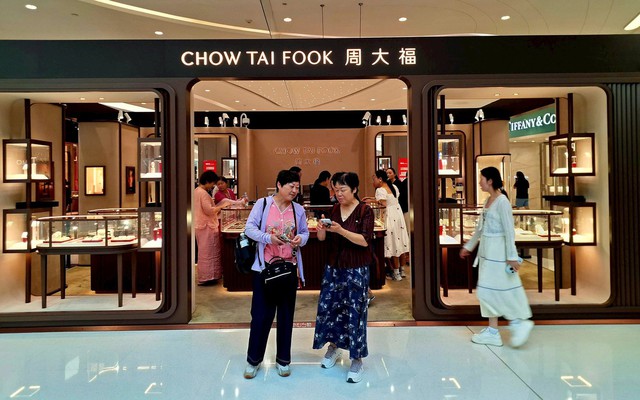 Bên trong 'vương quốc tiêu tiền' của Trung Quốc