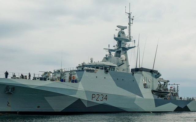 Tàu tuần tra Anh HMS Spey vừa tới TP.HCM có gì đặc biệt?